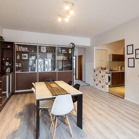 Nice Big Apartment 2Bds - Belgicka Πράγα Εξωτερικό φωτογραφία